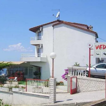 Pansion Vedrana Hotel 2*